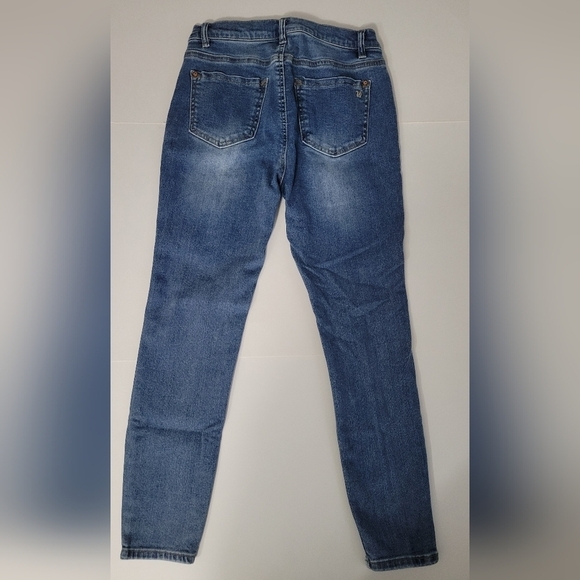 Wallflower Medium Blue Wash Distressed Skinny Jeans - Picture 2 of 7